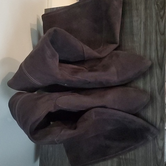 Lane Bryant Strech Suede Kitten Heel boots Castle Wall size 9W - Picture 10 of 10